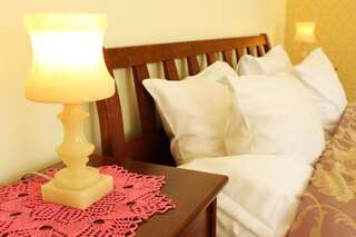 Апарт-отели Embrace Guestrooms & Apartments Пярну Улучшенный двухместный номер с 1 двуспальной кроватью и диваном-9